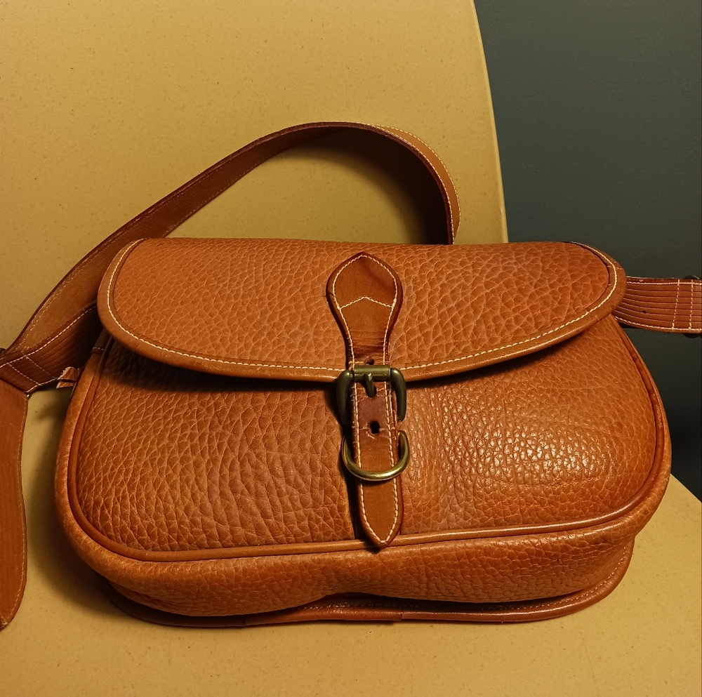 Vintage DOONEY & BOURKE Elegant Brown Leather Crossbody Bag - Picture 4 of 16